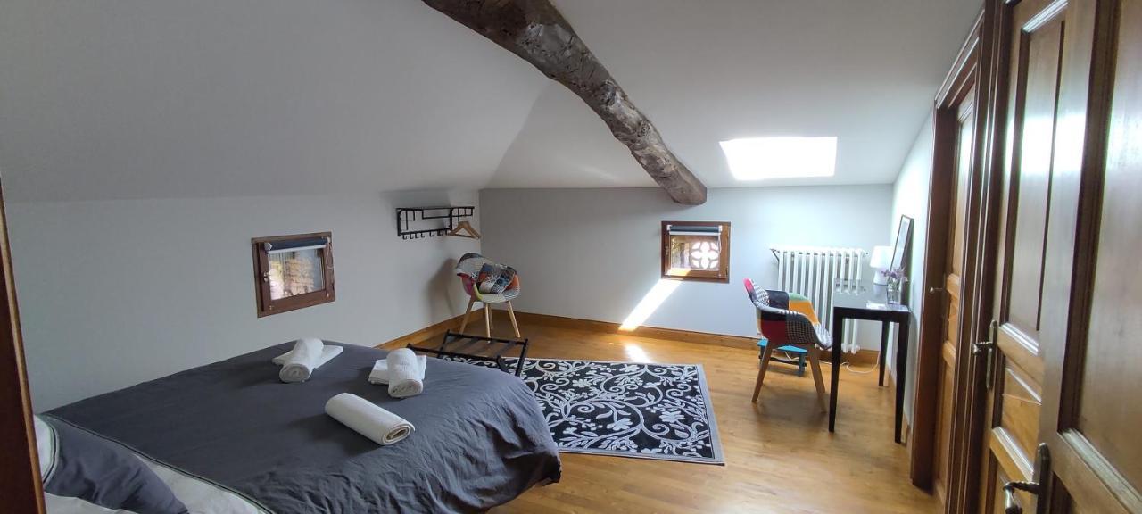 Domaine Les Garrigues Bed & Breakfast Puygaillard-de-Quercy Eksteriør bilde