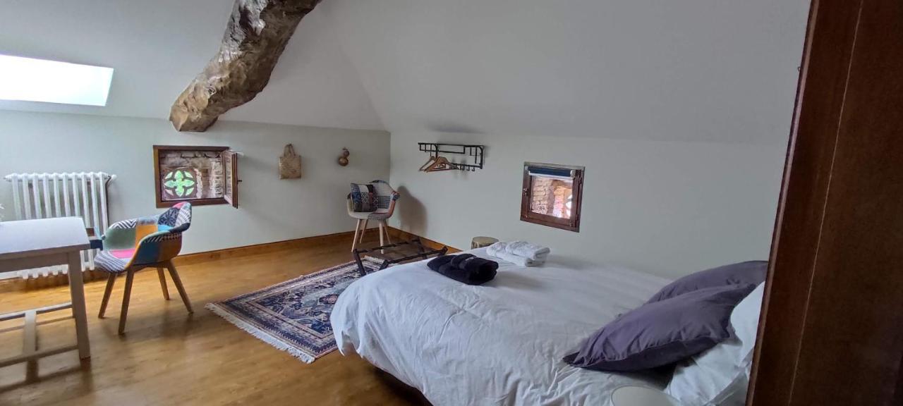 Domaine Les Garrigues Bed & Breakfast Puygaillard-de-Quercy Eksteriør bilde