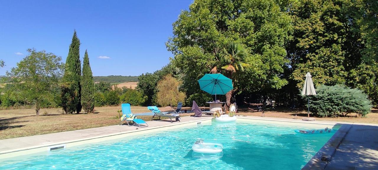 Domaine Les Garrigues Bed & Breakfast Puygaillard-de-Quercy Eksteriør bilde