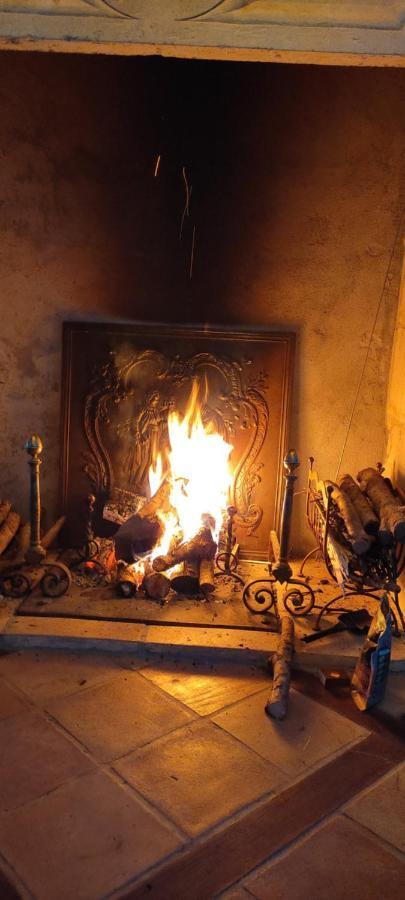 Domaine Les Garrigues Bed & Breakfast Puygaillard-de-Quercy Eksteriør bilde