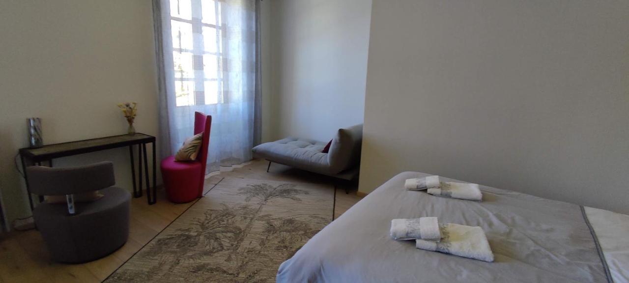 Domaine Les Garrigues Bed & Breakfast Puygaillard-de-Quercy Eksteriør bilde